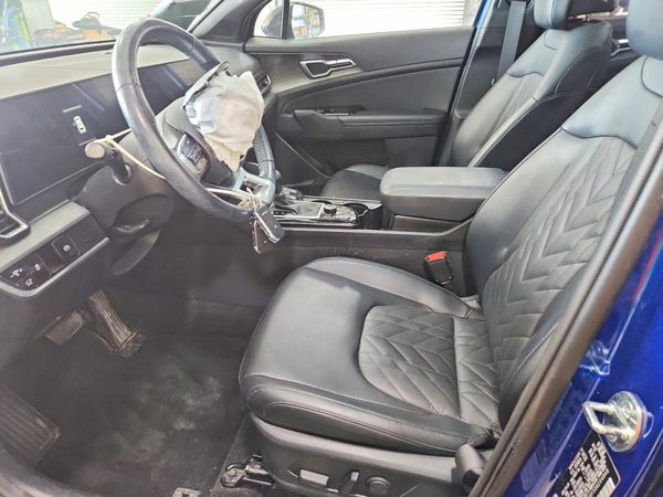 2025 KIA SPORTAGE X-LINE