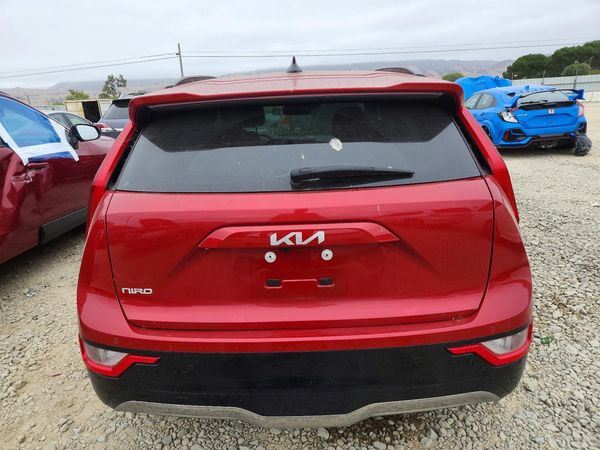 2025 KIA NIRO