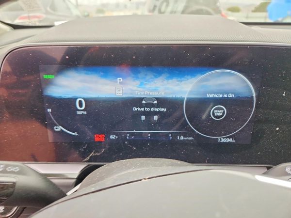 2025 KIA NIRO