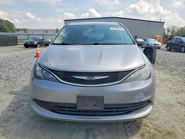 2017 CHRYSLER PACIFICA Touring — DIRF