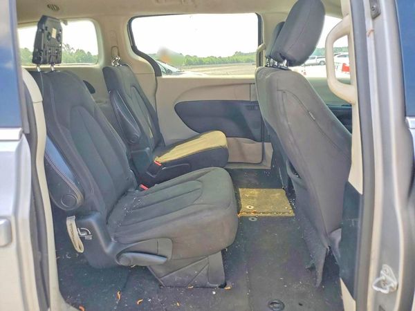 2017 CHRYSLER PACIFICA Touring — PSRS