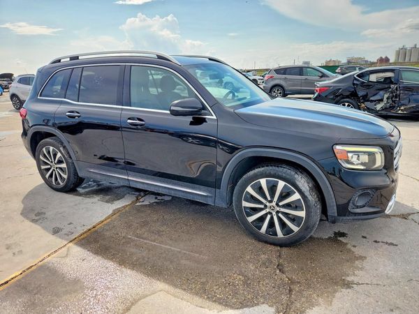 2020 MERCEDES-BENZ GLB GLB250