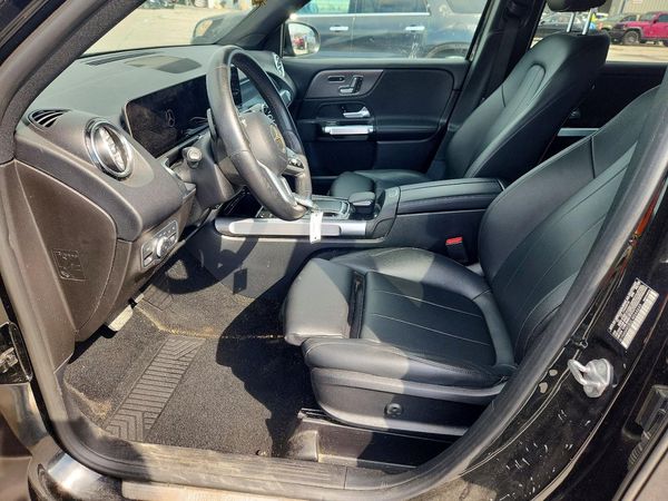 2020 MERCEDES-BENZ GLB GLB250