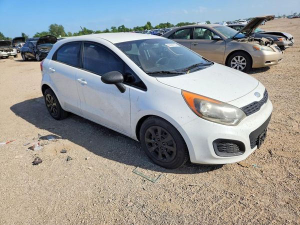 2013 KIA RIO