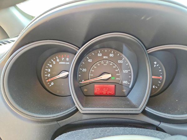2013 KIA RIO