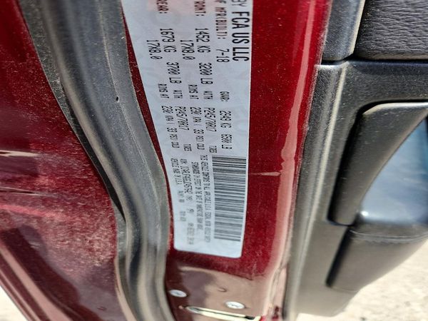 2018 JEEP GRAND CHEROKEE Laredo