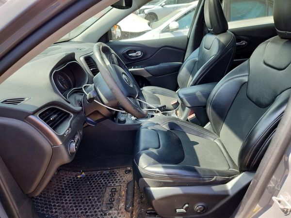 2020 JEEP CHEROKEE LATITUDE PLUS 4X4