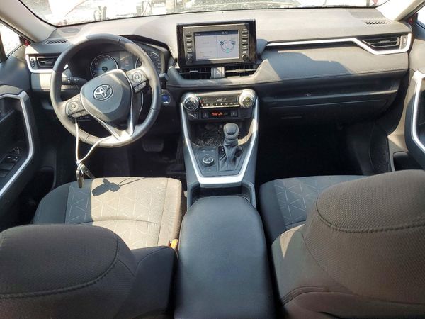 2021 TOYOTA RAV4 XLE HV
