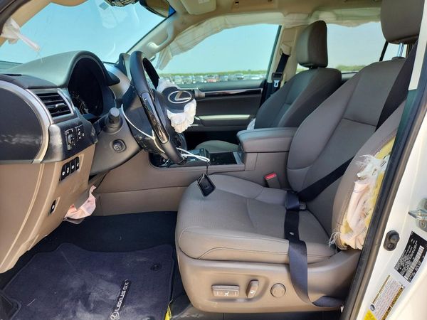 2023 LEXUS GX 460 Premium