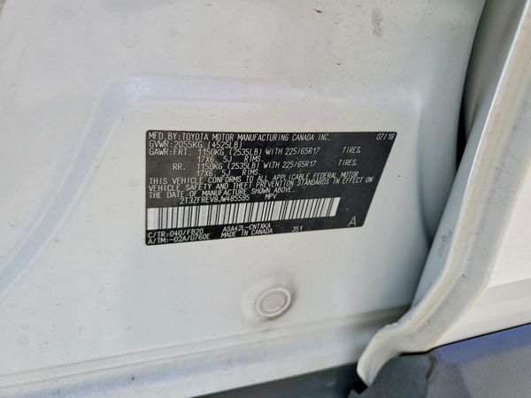 2018 TOYOTA RAV4 LE