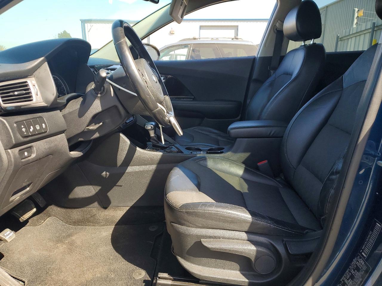2018 KIA NIRO
