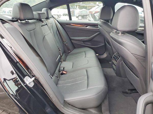 2020 BMW 530E