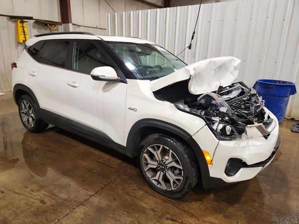 2021 KIA SELTOS EX