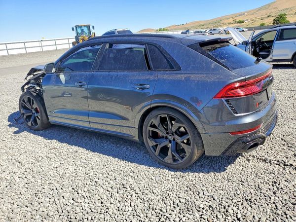 2021 AUDI RS Q8