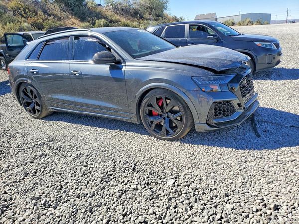 2021 AUDI RS Q8