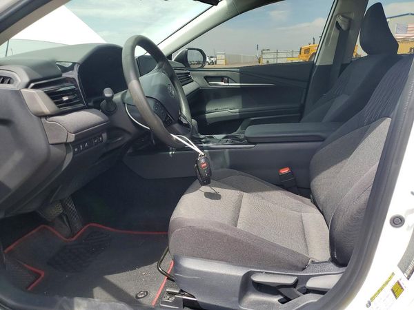 2025 TOYOTA CAMRY