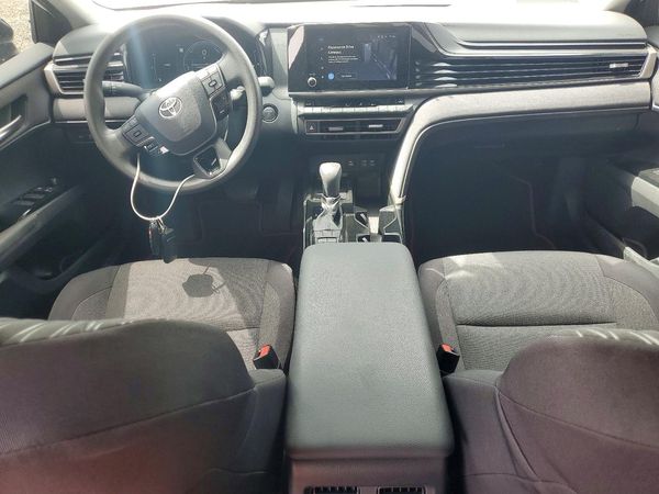 2025 TOYOTA CAMRY