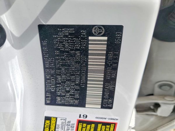2025 TOYOTA CAMRY