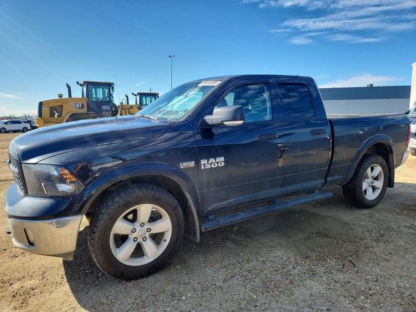 2015 RAM 1500 SLT