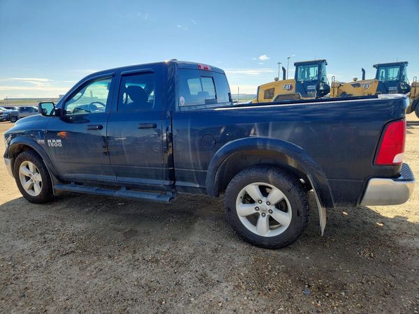 2015 RAM 1500 SLT