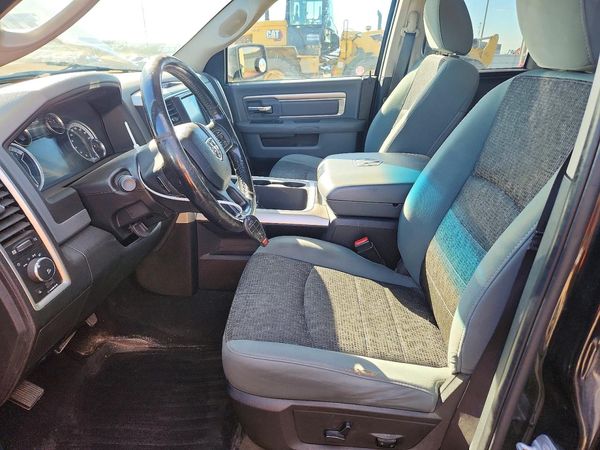 2015 RAM 1500 SLT