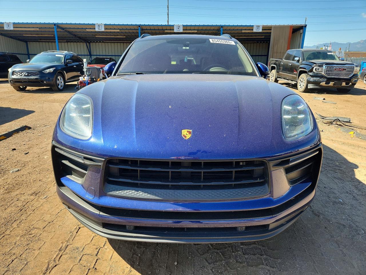 2022 PORSCHE MACAN