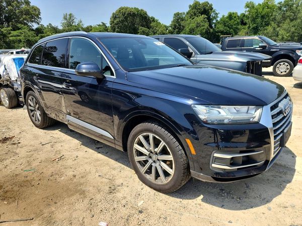 2017 AUDI Q7 quattro Premium Plus