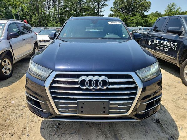 2017 AUDI Q7 quattro Premium Plus