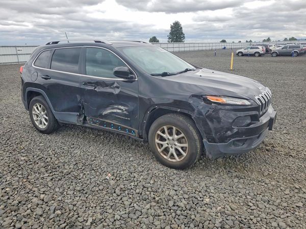2017 JEEP CHEROKEE LATITUDE 4X4