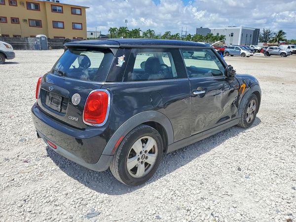 2016 MINI COOPER