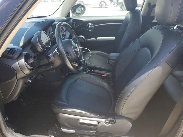 2016 MINI COOPER