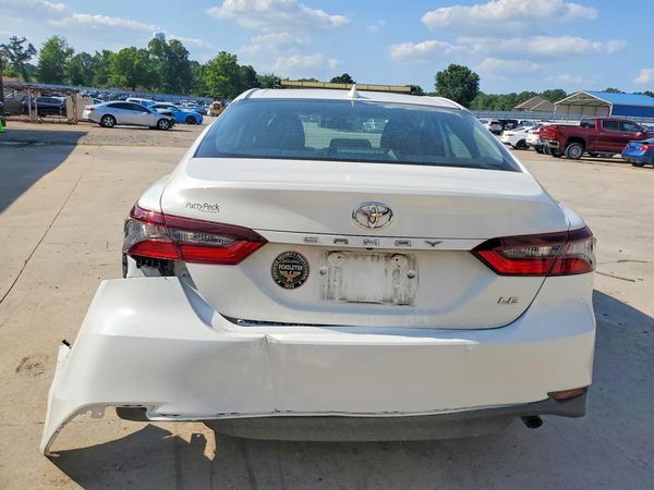 2023 TOYOTA CAMRY LE — DIRR