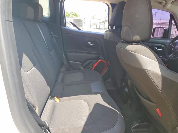 2019 JEEP RENEGADE TRAILHAWK 4X4
