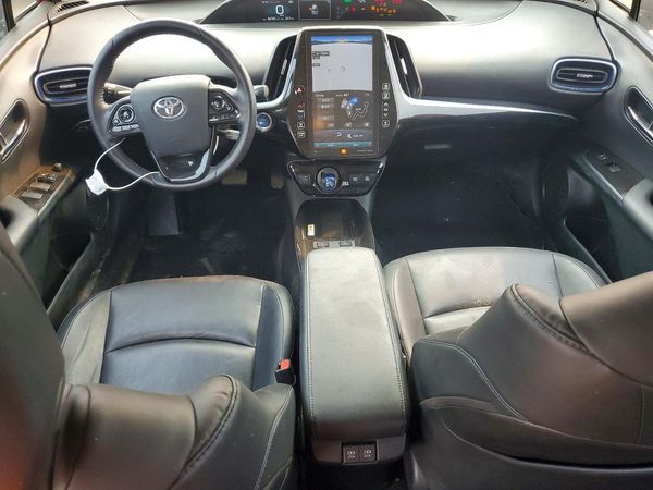 2021 TOYOTA PRIUS