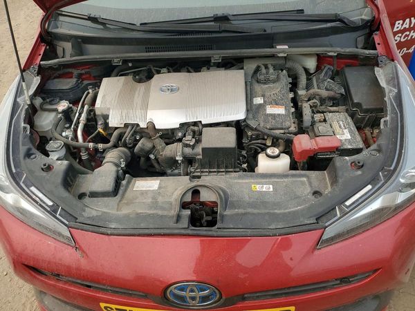 2021 TOYOTA PRIUS