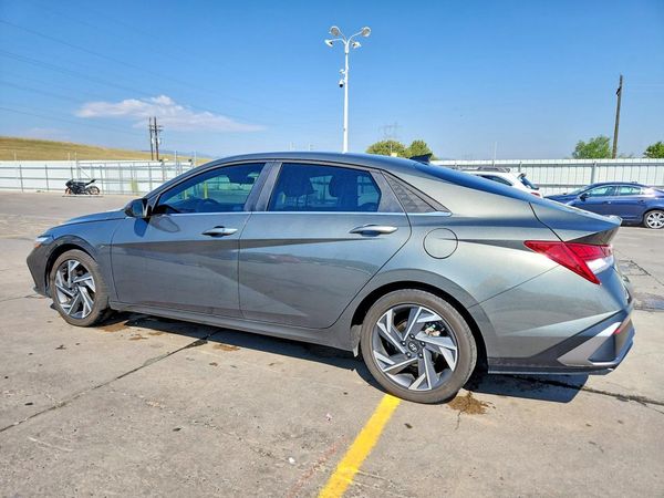 2025 HYUNDAI ELANTRA SEL Convenience — DSRA