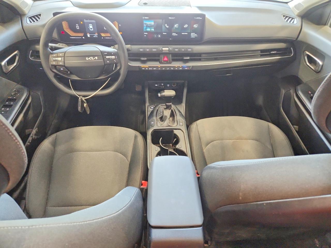 2025 KIA K4 LX, LXS