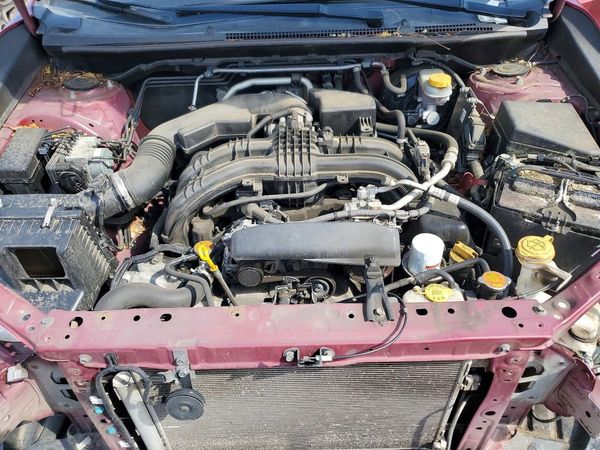 2018 SUBARU CROSSTREK Base — Engine bay