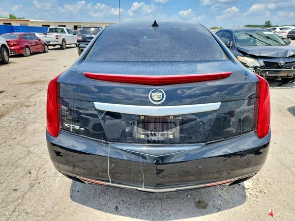 2015 CADILLAC XTS Luxury