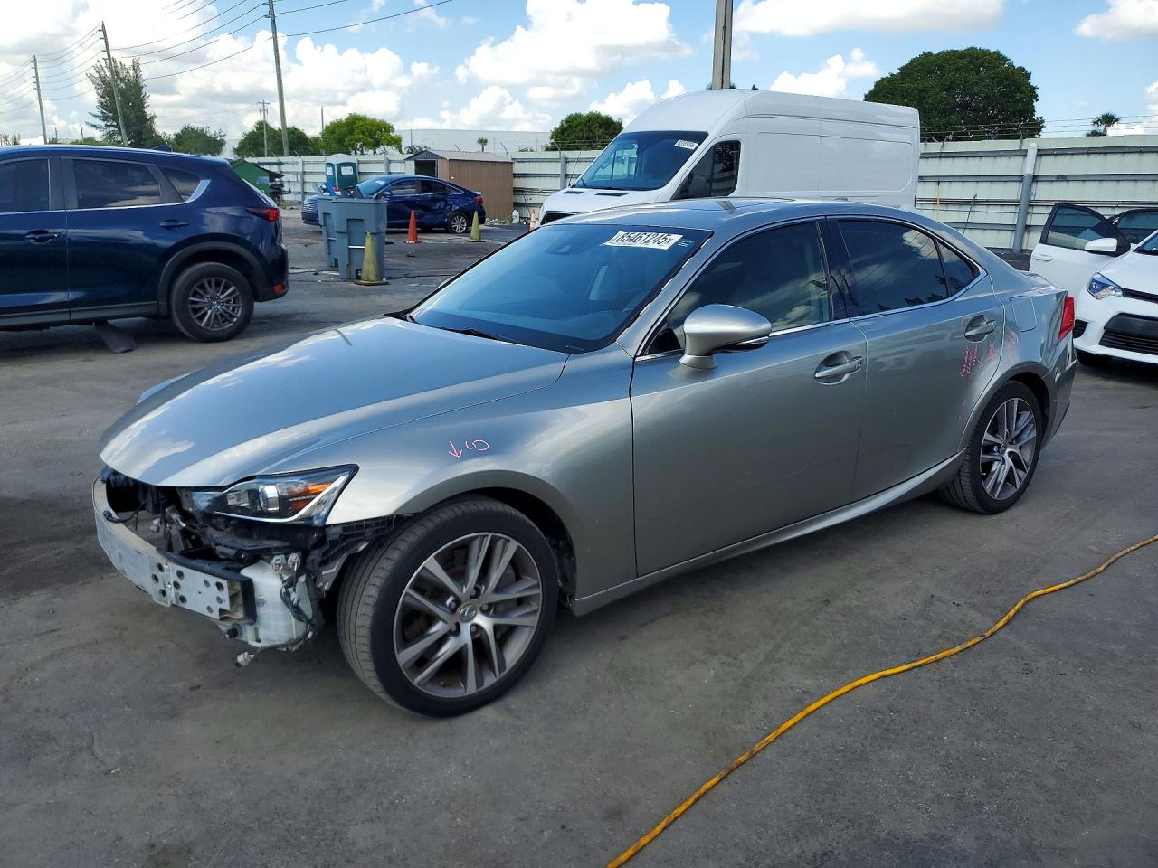 2018 LEXUS IS 300