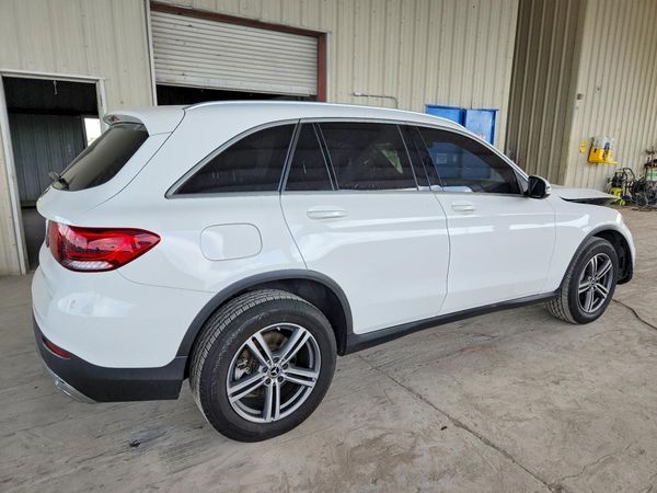 2020 MERCEDES-BENZ GLC GLC300
