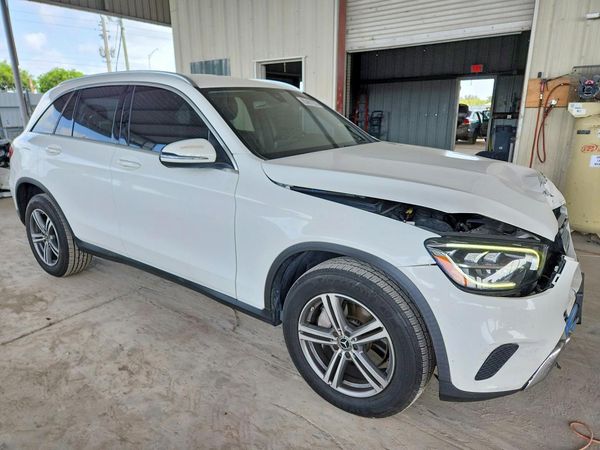 2020 MERCEDES-BENZ GLC GLC300
