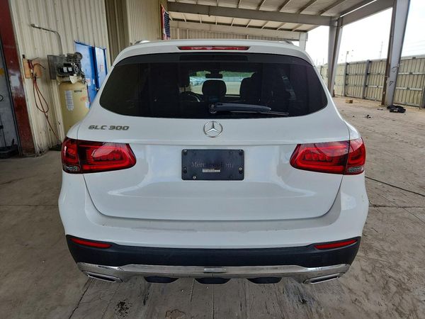 2020 MERCEDES-BENZ GLC GLC300