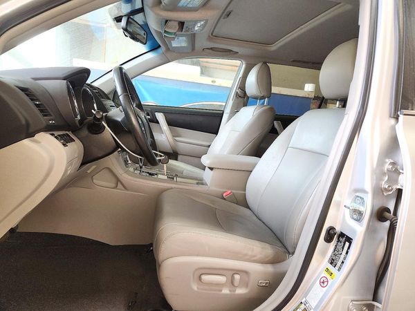 2012 TOYOTA HIGHLANDER Base/Hybrid — DENT