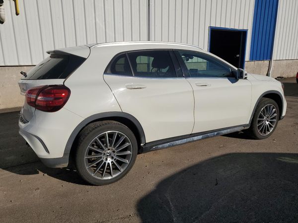 2018 MERCEDES-BENZ GLA GLA250-4M