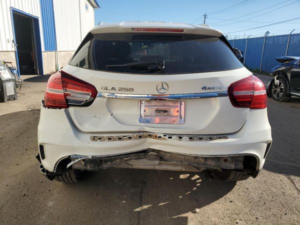 2018 MERCEDES-BENZ GLA GLA250-4M