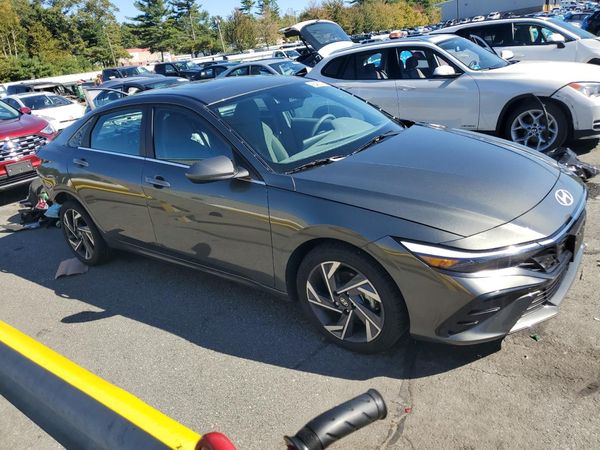 2024 HYUNDAI ELANTRA SEL w/ Convenience Pkg — Passenger 3/4