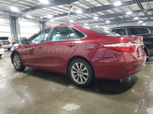 2016 TOYOTA CAMRY