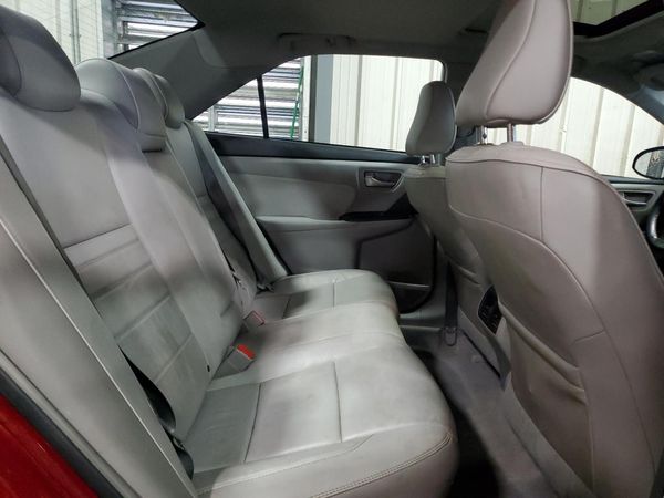 2016 TOYOTA CAMRY