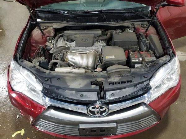 2016 TOYOTA CAMRY